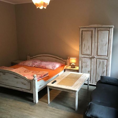 Kawalerka Fredry 3/12 Apartment พอซนาน ภายนอก รูปภาพ