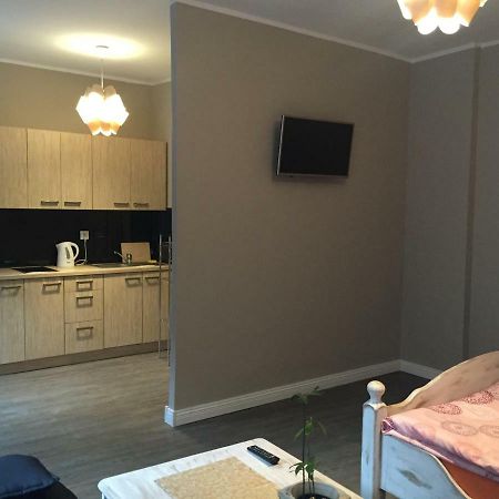Kawalerka Fredry 3/12 Apartment พอซนาน ภายนอก รูปภาพ