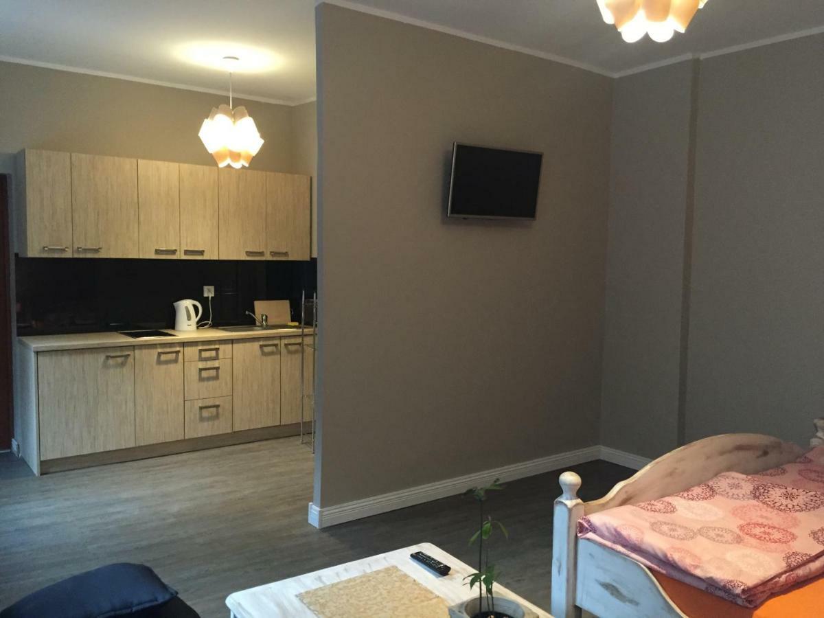 Kawalerka Fredry 3/12 Apartment พอซนาน ภายนอก รูปภาพ